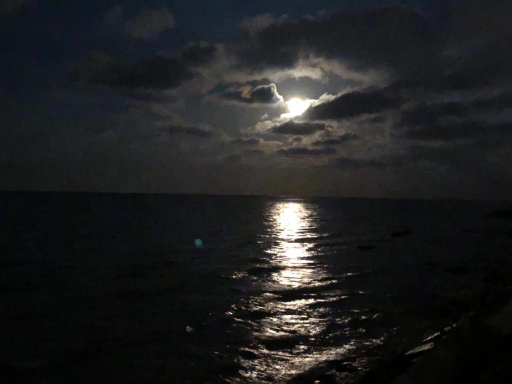 Casa Vacanze De Nittis Barletta Esterno foto
