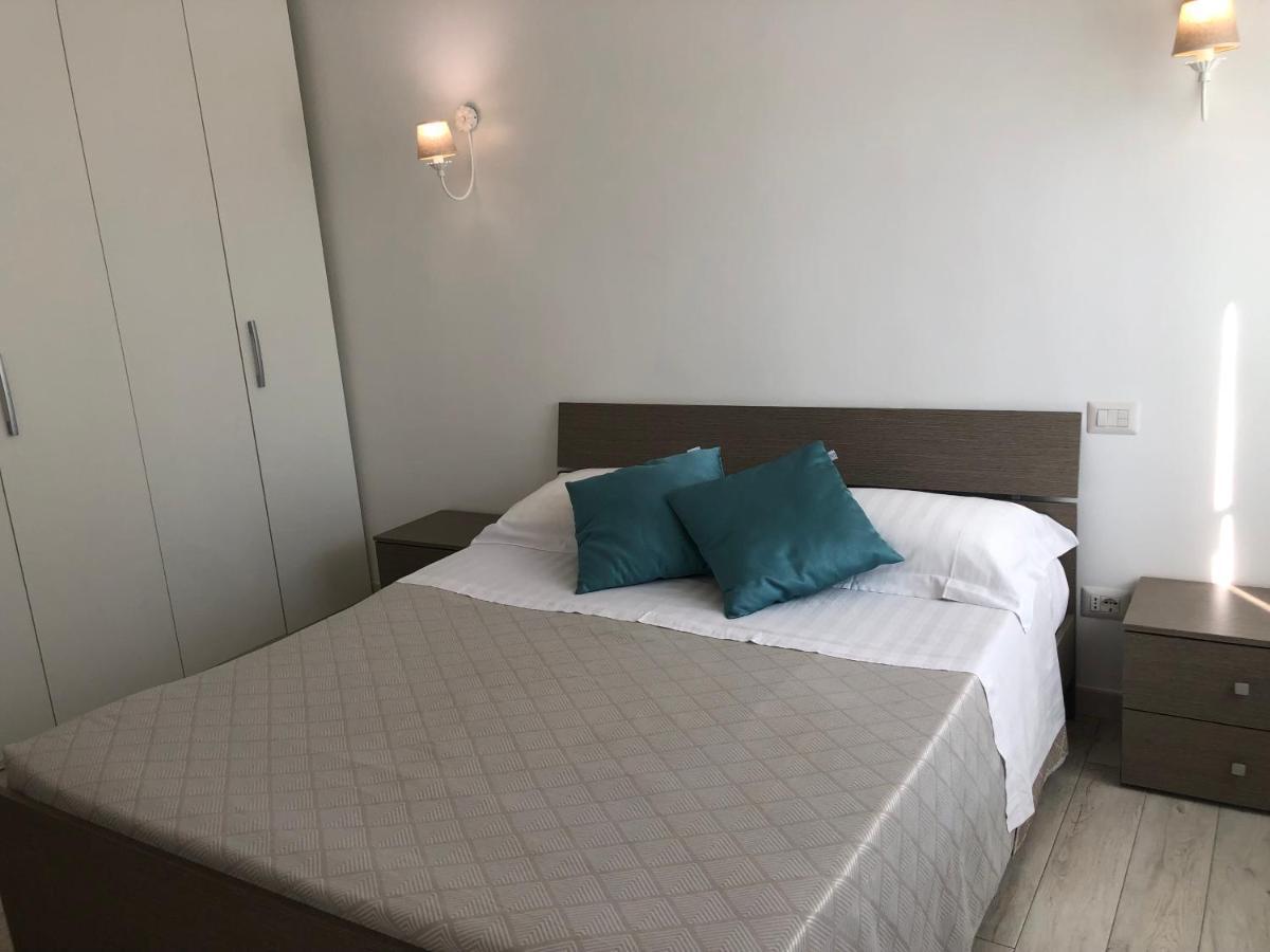 Casa Vacanze De Nittis Barletta Esterno foto