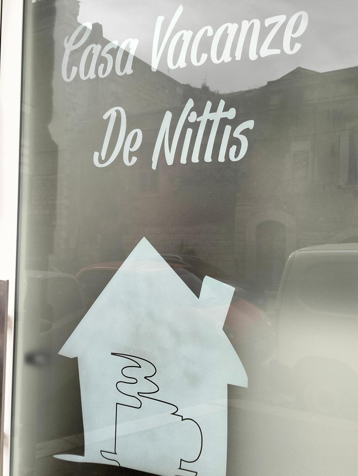 Casa Vacanze De Nittis Barletta Esterno foto