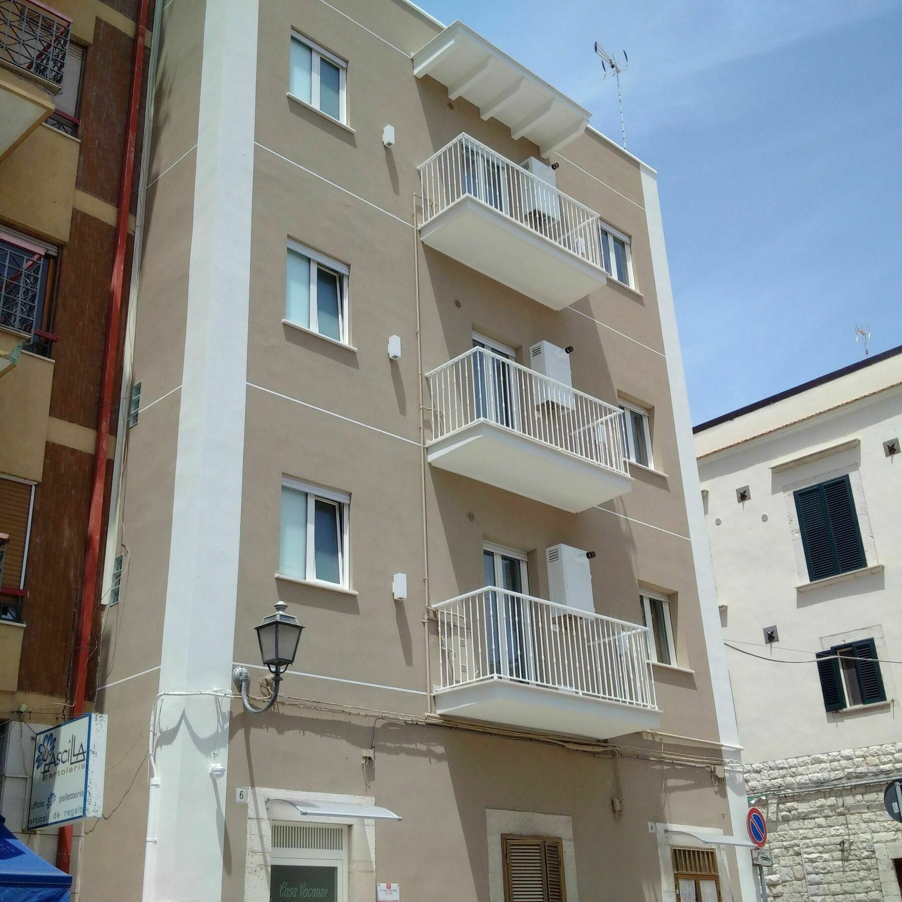 Casa Vacanze De Nittis Barletta Esterno foto